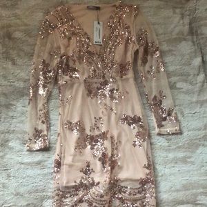 NEW BOOHOO Gold Sequin Bodycon Dress (Size 6)